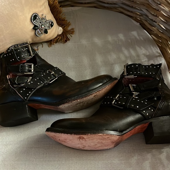 Freebirds Belgium size 7 boots - Picture 3 of 8